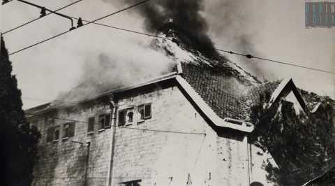 Bari, 7 aprile 1973: la Chiesa Russa va a fuoco. Ecco le foto inedite dell'incendio 